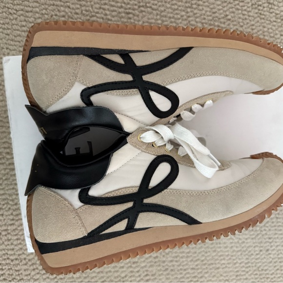 LOEWE Flow Runner Women's Black and Cream Sneakers Size 8.5 - Picture 8 of 8